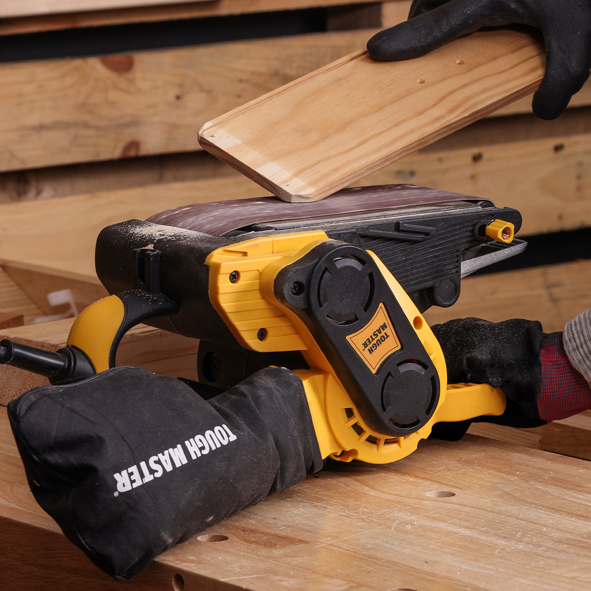 Elektrinis juostinis šlifuoklis 800W 75x457mm 240V 3M kabelis TM-BS76E Tough Master