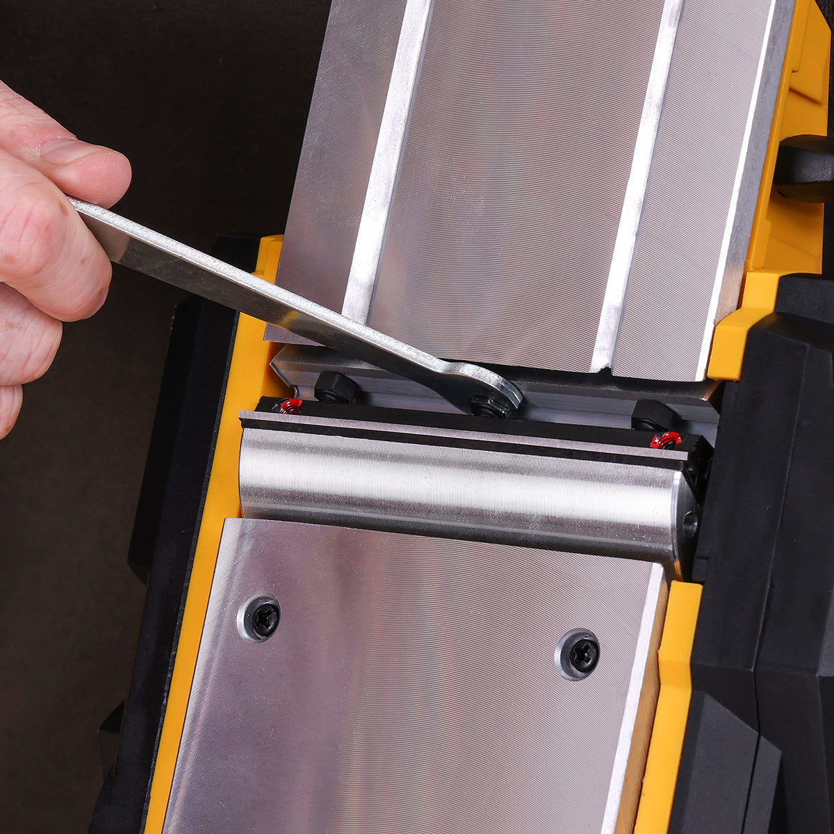 110mm elektrinis oblius, keičiamais ašmenimis, dvigubi peiliai 1kW Tough Master TM-PL113