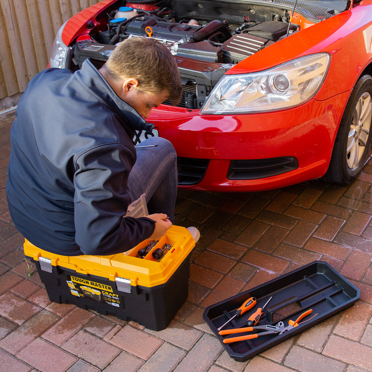 Nešiojama įrankių dėžė, lagaminas. 31litro talpos. Tough Master UPT-4032