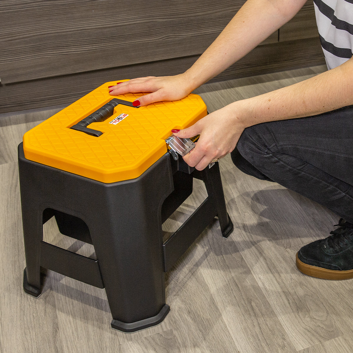 Įrankių dėžė, kėdutė, pakopa. Atlaiko iki 150kg svorį Tough Master UPT-5047