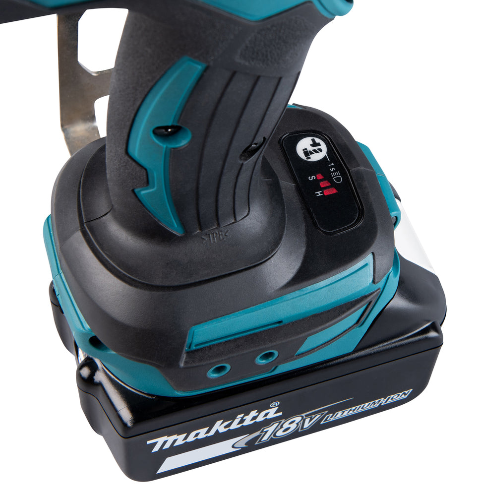 Makita cordless impact wrench DTW1002 without battery and charger