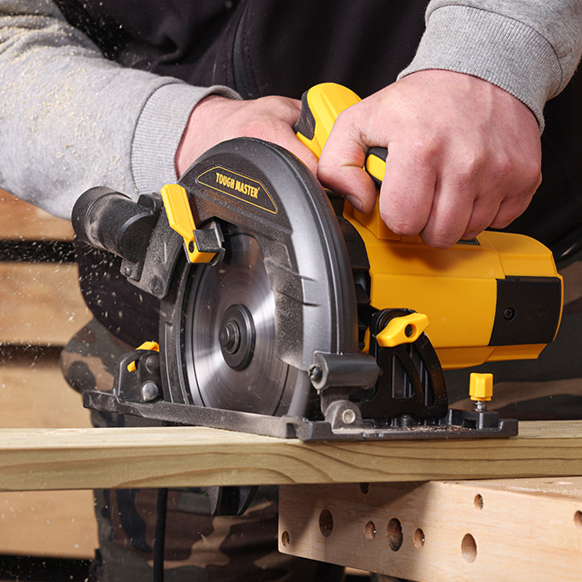 Manual circular saw 1400 W, 5000 rpm TOUGH MASTER TM-CS185 