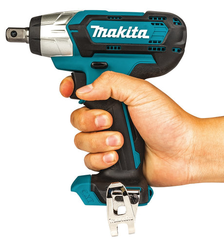 Makita Akumuliatorinis smūginis veržliasukis CXT ®, 12V max TW141D